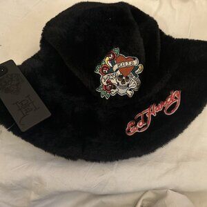 ED HARDY TATTOO KILLS LOVE SLOWLY WOMENS FAUX FUR BUCKET HAT OS